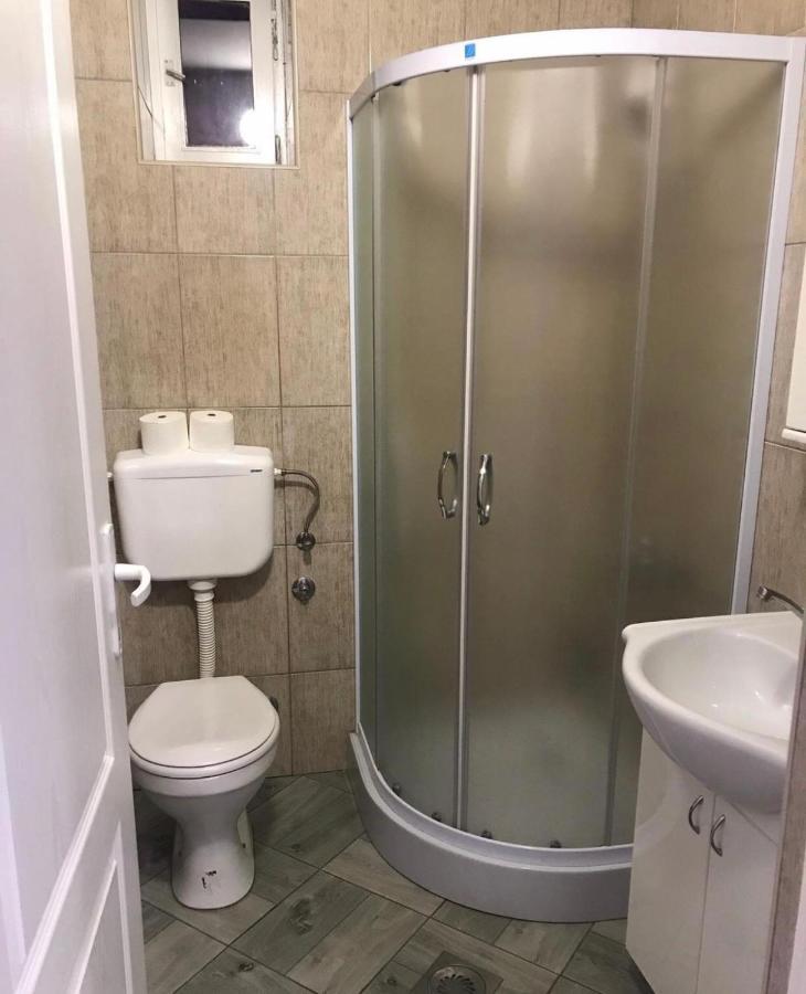 Zen Apartmani ズレニャニン エクステリア 写真